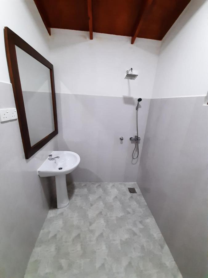 The Otunna Guest House 시기리야 외부 사진