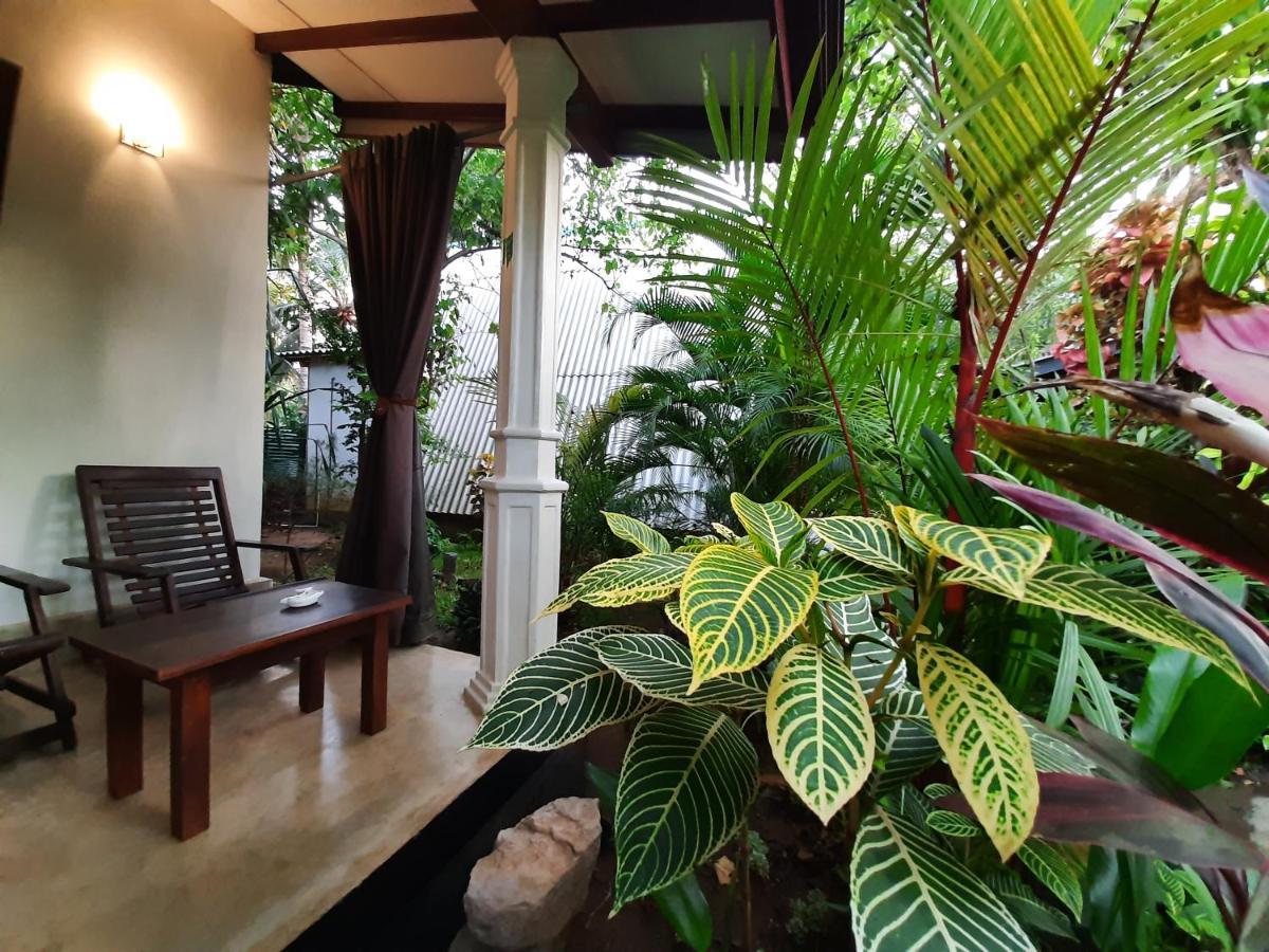 The Otunna Guest House 시기리야 외부 사진